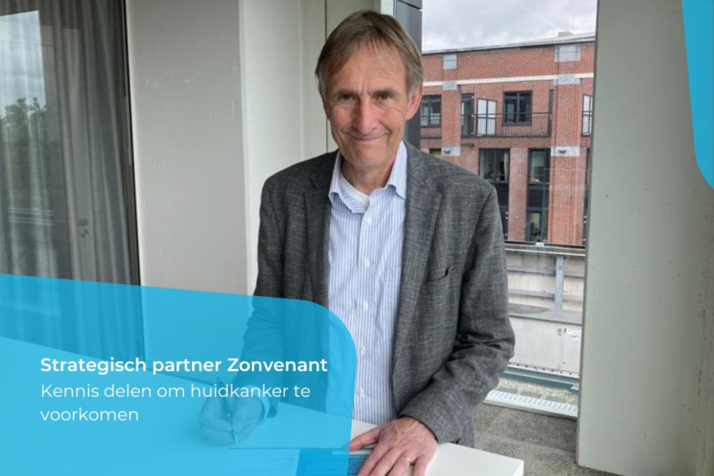 Thijs Merkx IKNL tekent Zonvenant Huidfonds